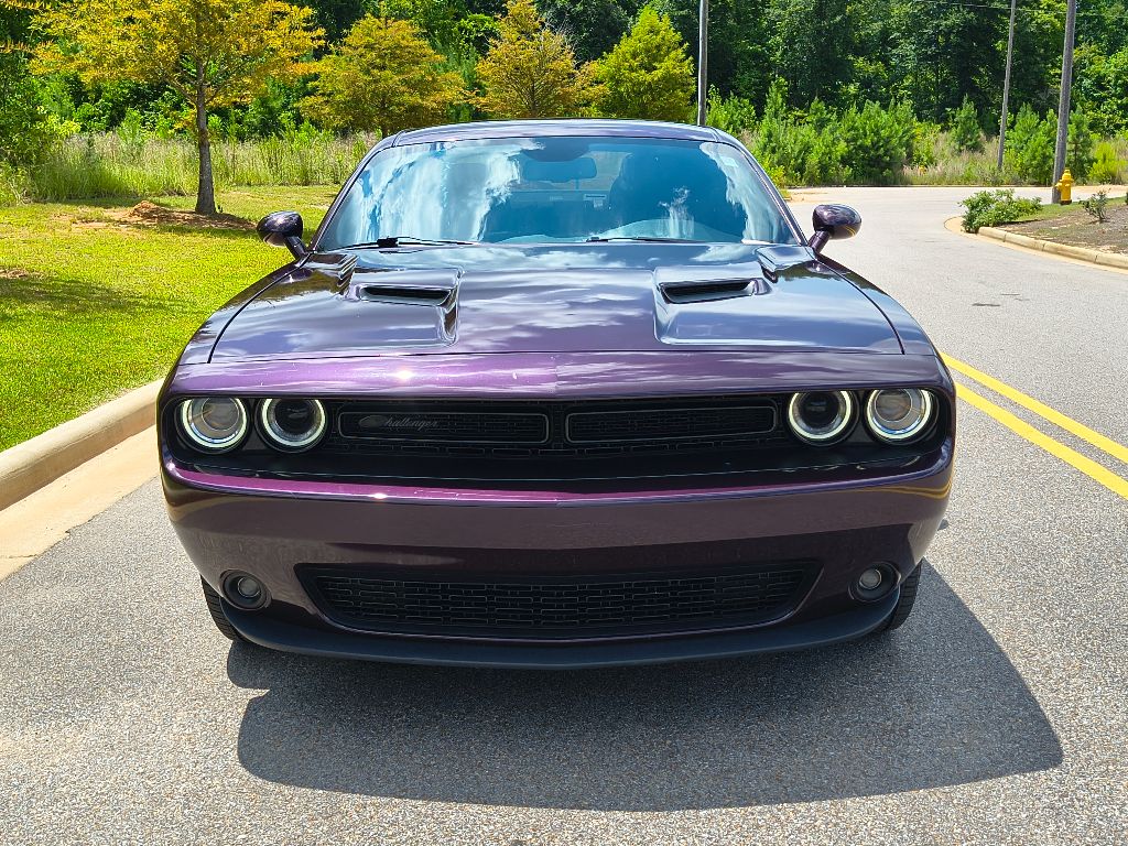 2022 Dodge Challenger SXT photo 9