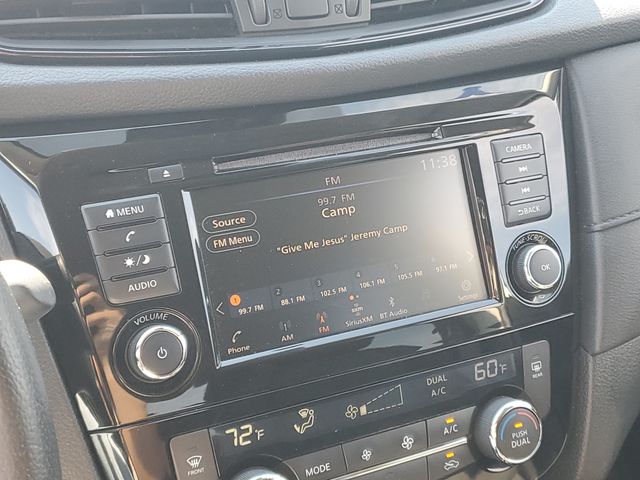 2020 Nissan Rogue SV photo 5