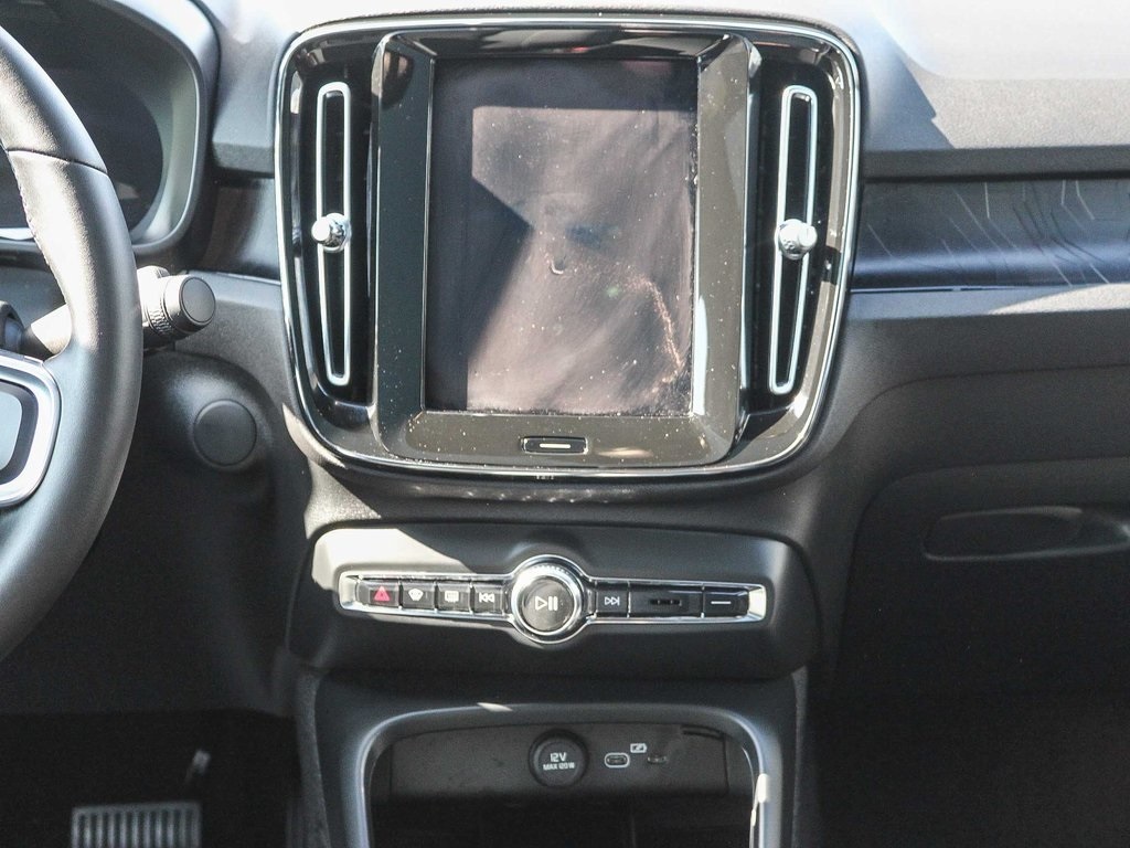 2023 Volvo C40 Recharge Ultimate photo 13
