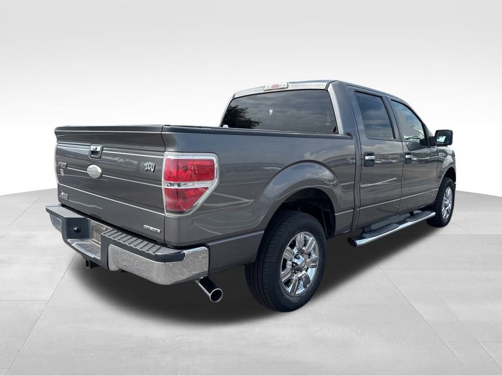 2011 Ford F-150 XLT photo 7