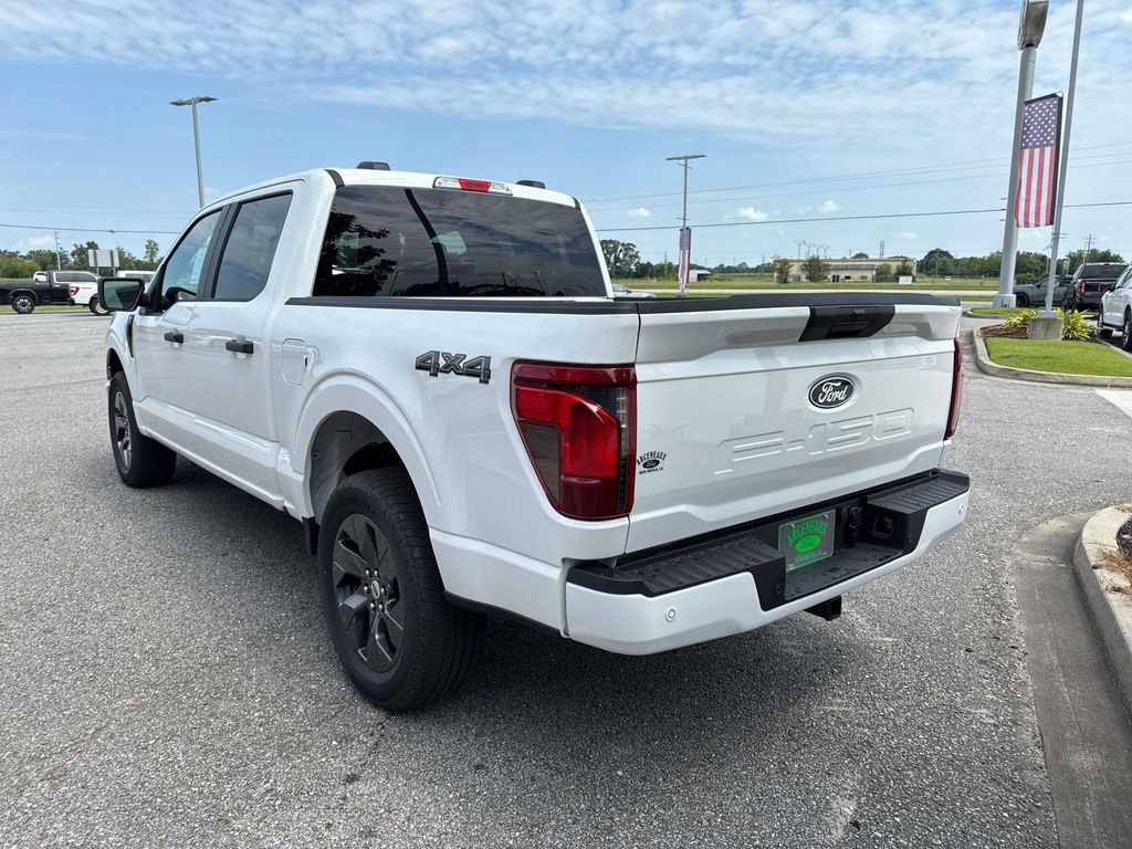 2025 Ford F-150 STX photo 4