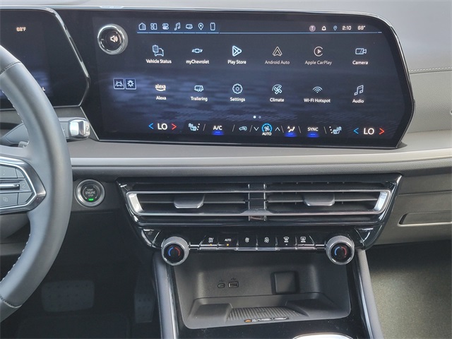 2025 Chevrolet Traverse photo 20