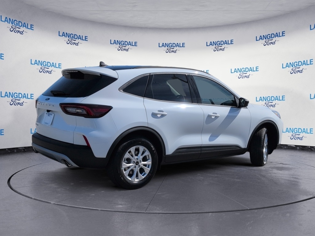 2026 Ford Escape Active photo 4