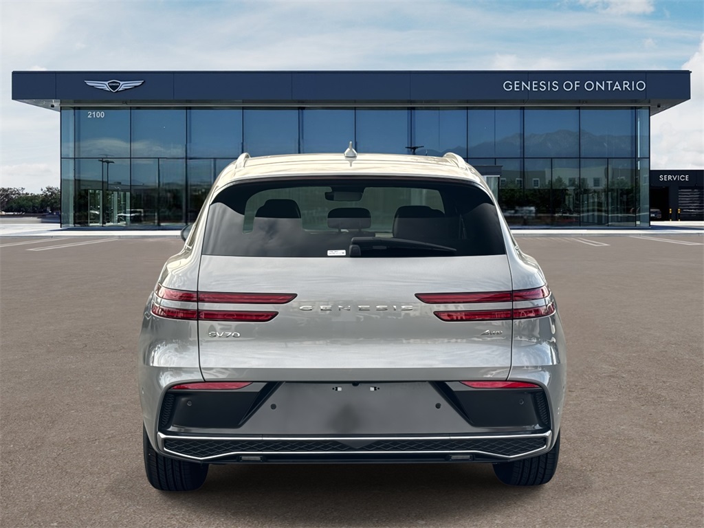 2026 Genesis GV70 2.5T Advanced photo 3