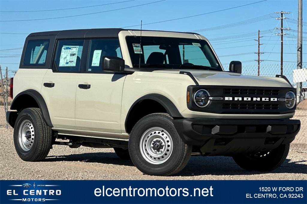 2025 Ford Bronco 4-Door Base's photo