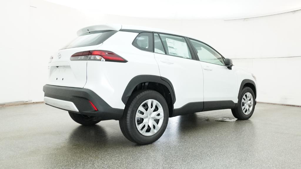 2026 Toyota Corolla Cross L photo 21