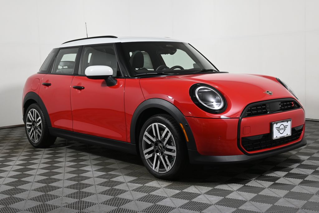 2026 Mini Cooper Hardtop 4 Door Signature photo 7