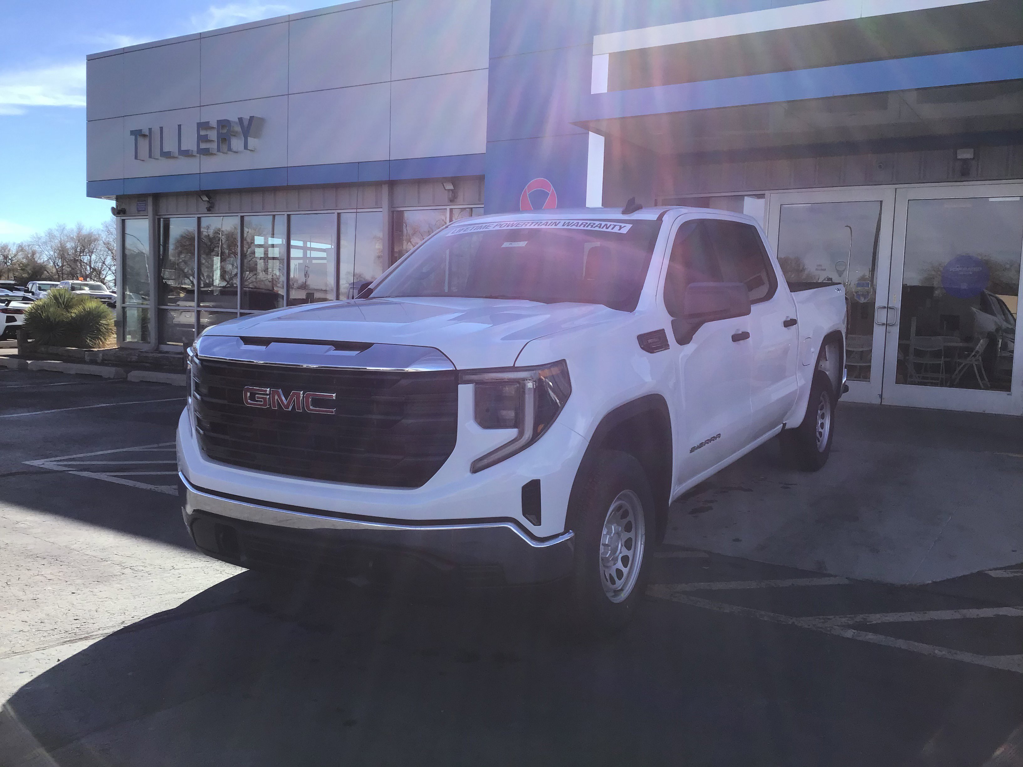 2026 GMC Sierra 1500 Pro's photo