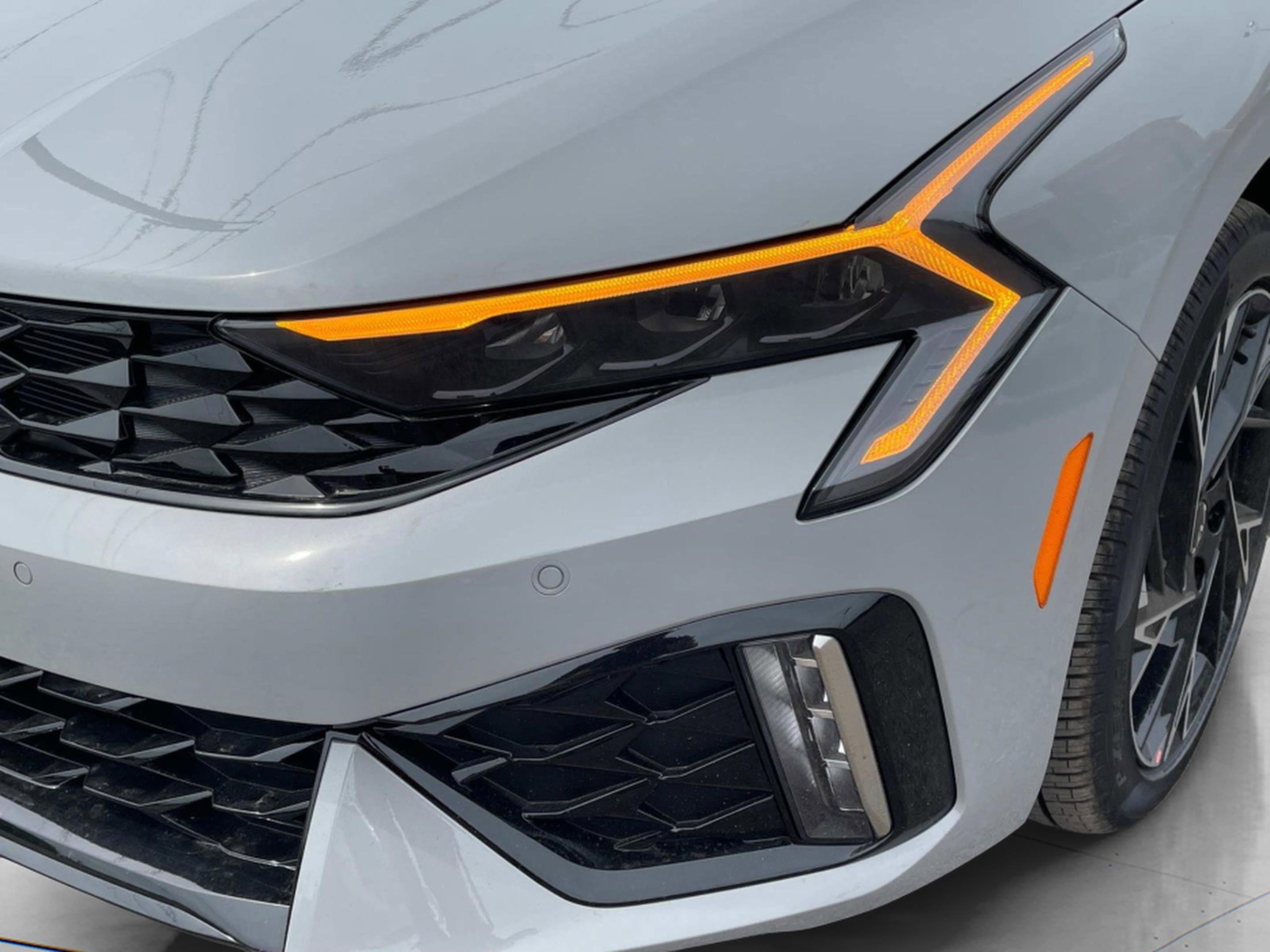 2026 Kia K5 GT-Line photo 3