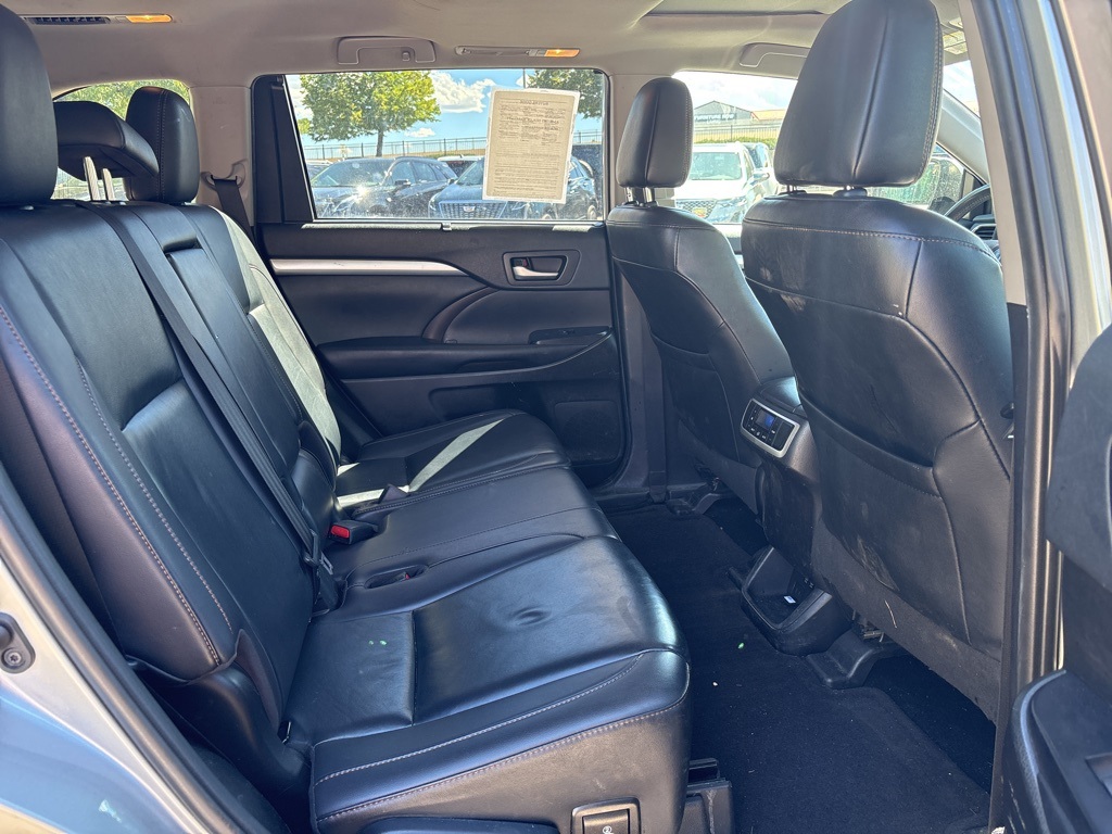 2019 Toyota Highlander XLE photo 17