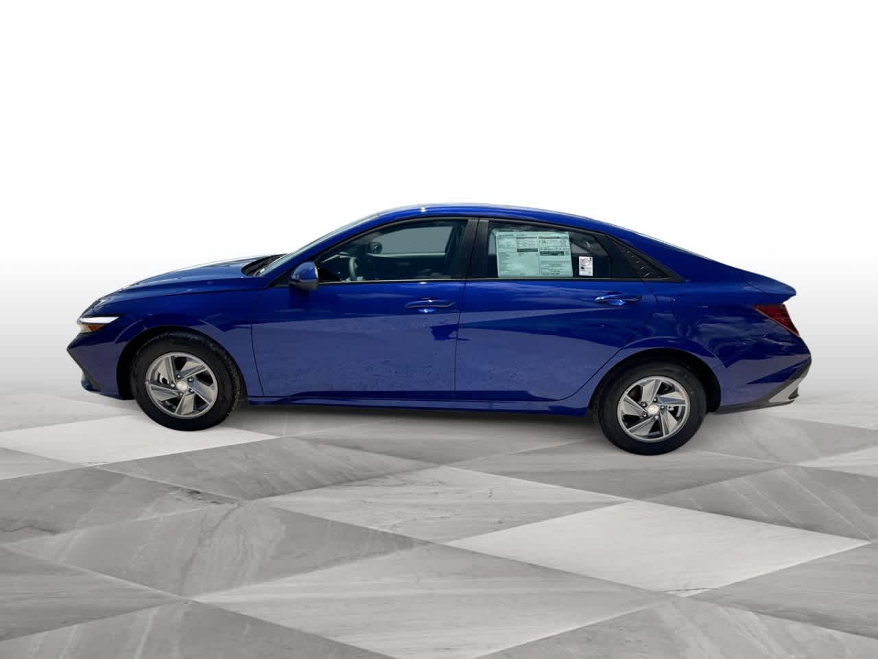 2025 Hyundai Elantra SE photo 4