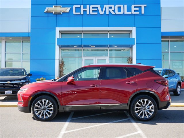 Used 2024 Chevrolet Blazer Premier with VIN 3GNKBLRS0RS282632 for sale in Roseville, Minnesota