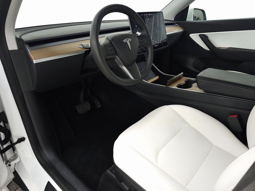 2020 TESLA MODEL Y - Image 17