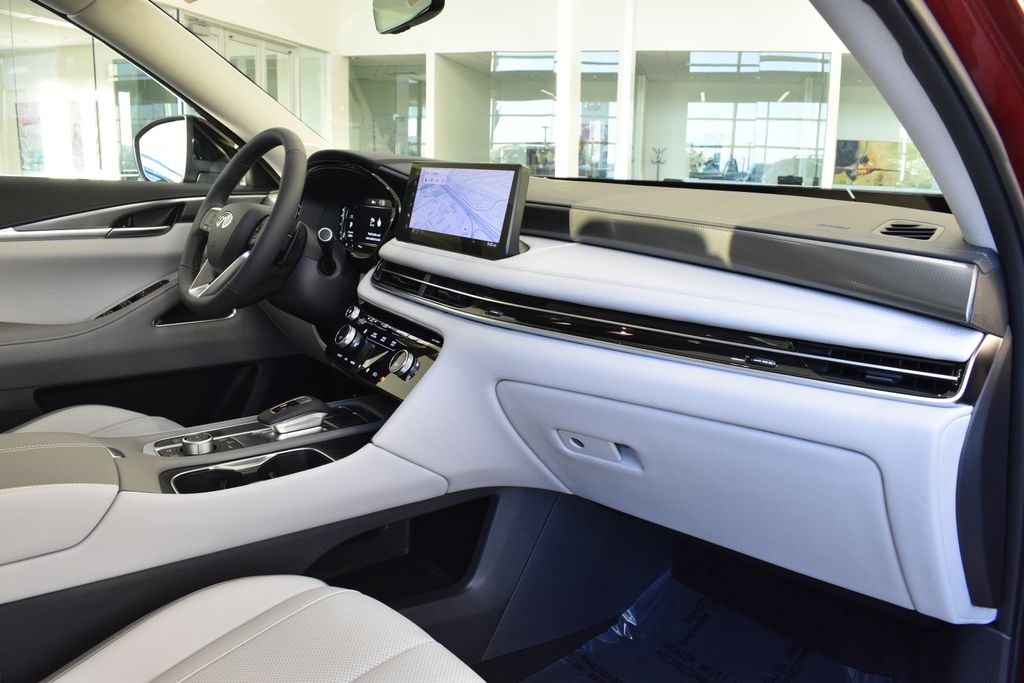 2026 Infiniti QX60 Luxe AWD photo 15