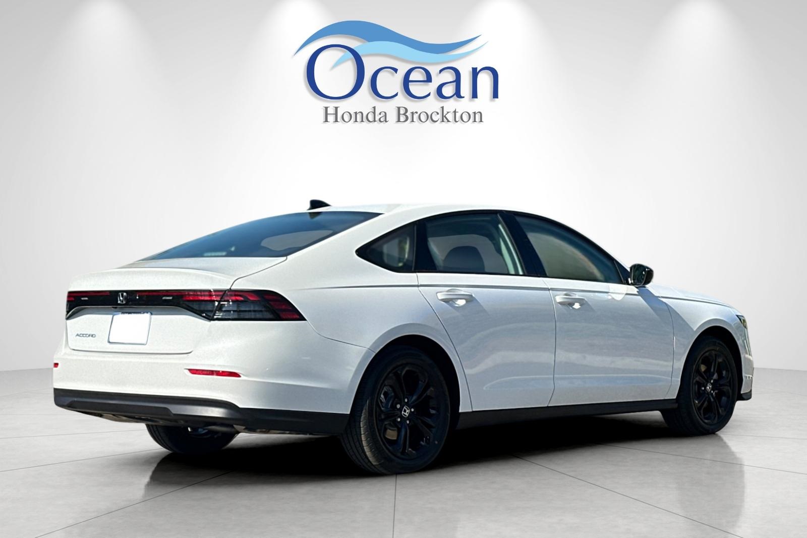 2025 Honda Accord SE photo 3