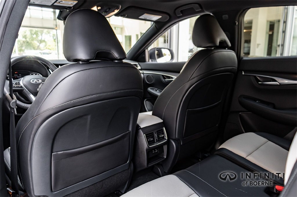 2025 Infiniti QX55 Luxe photo 24