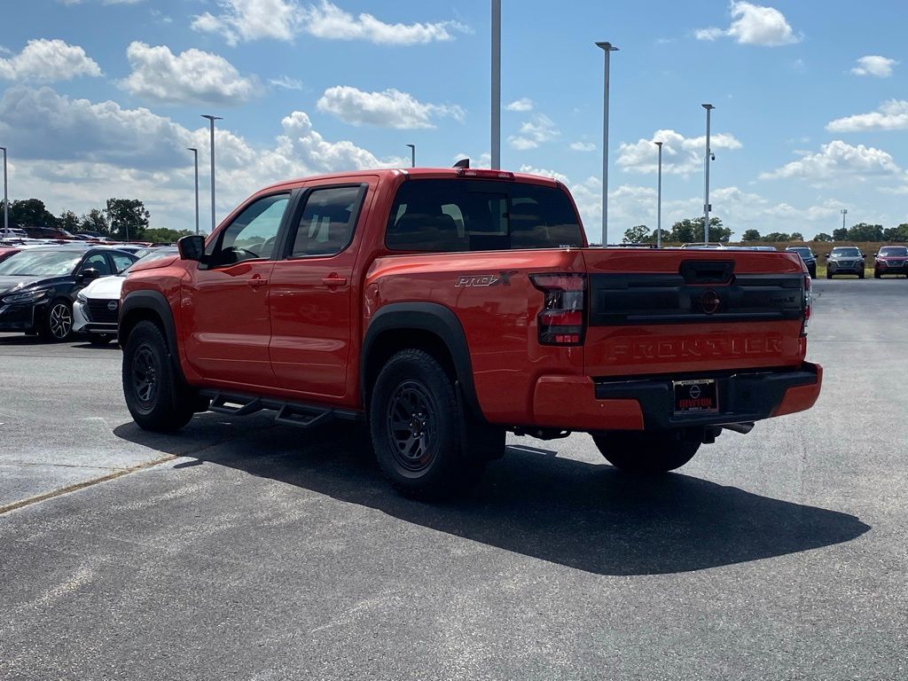 2025 Nissan Frontier PRO-X photo 6