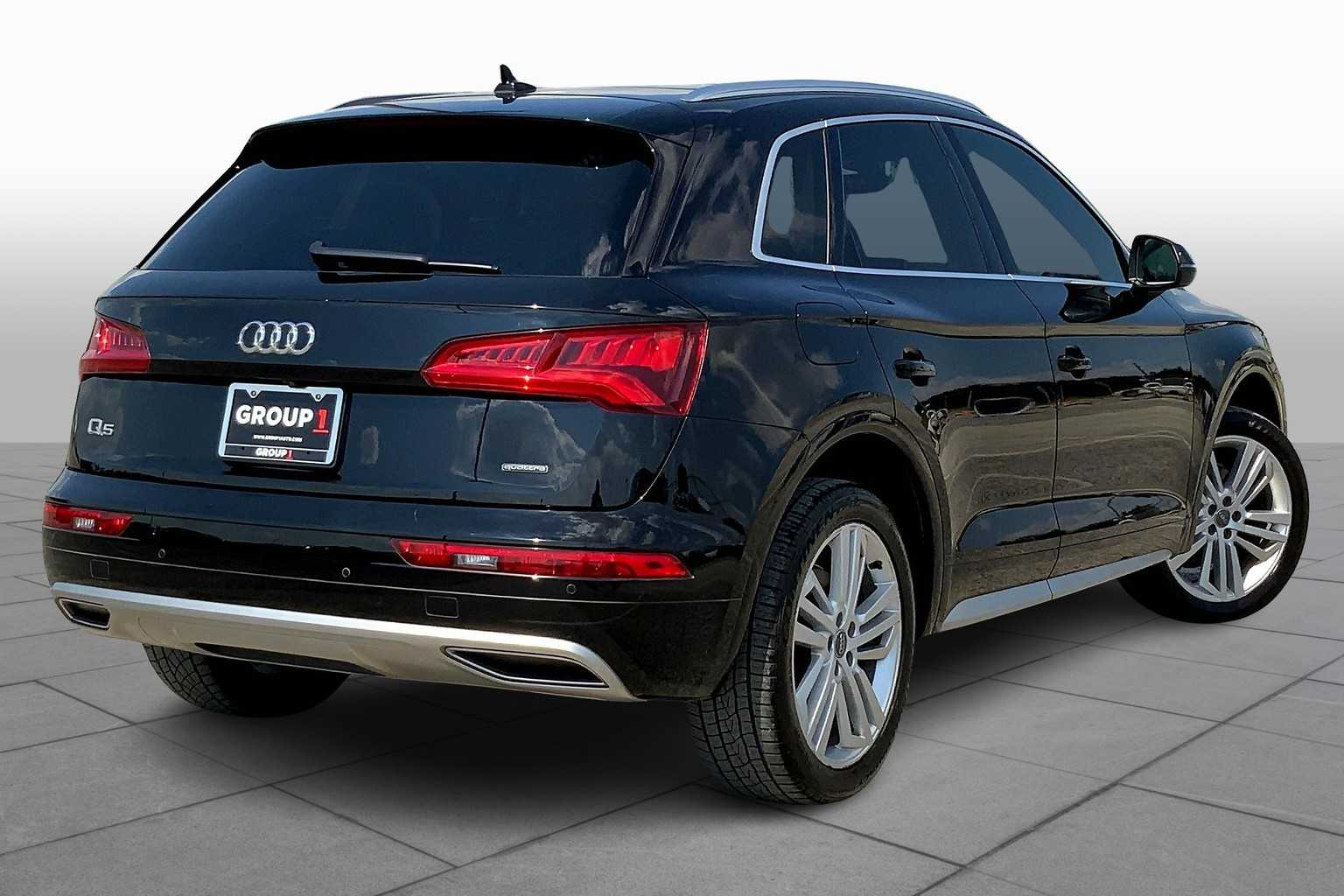 2019 Audi Q5 Premium Plus photo 11