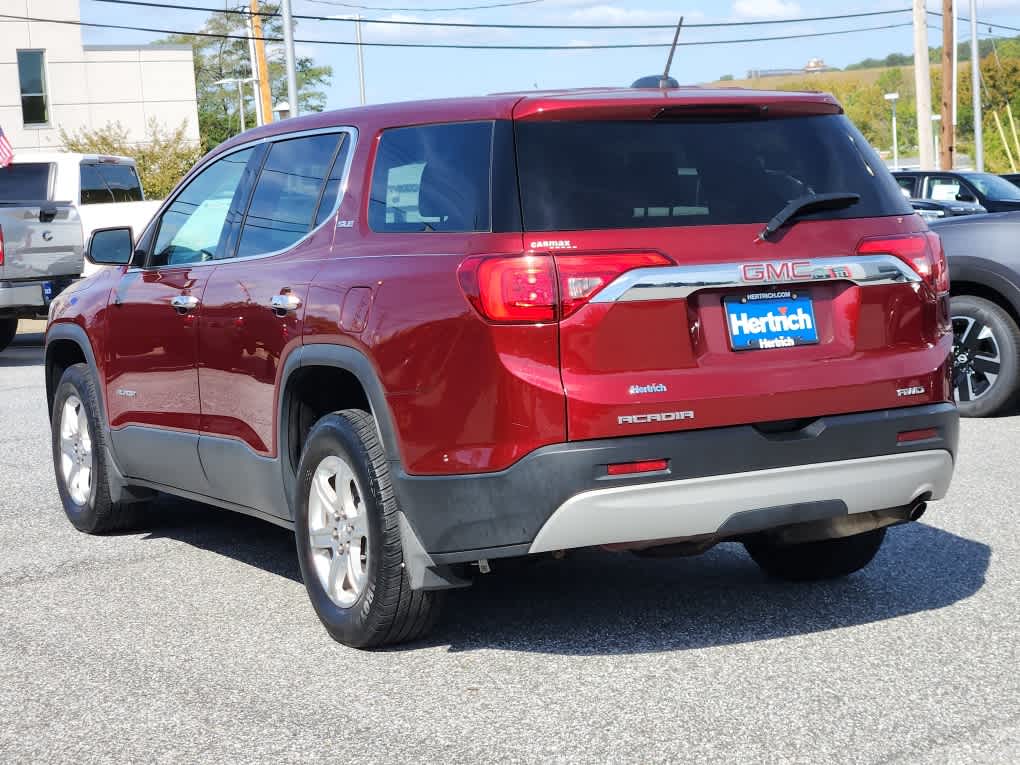 2017 Gmc Acadia SLE photo 4