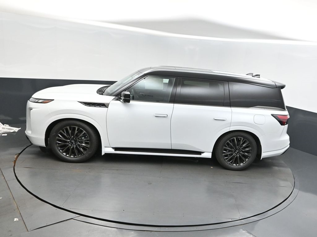 2026 Infiniti QX80 photo 27