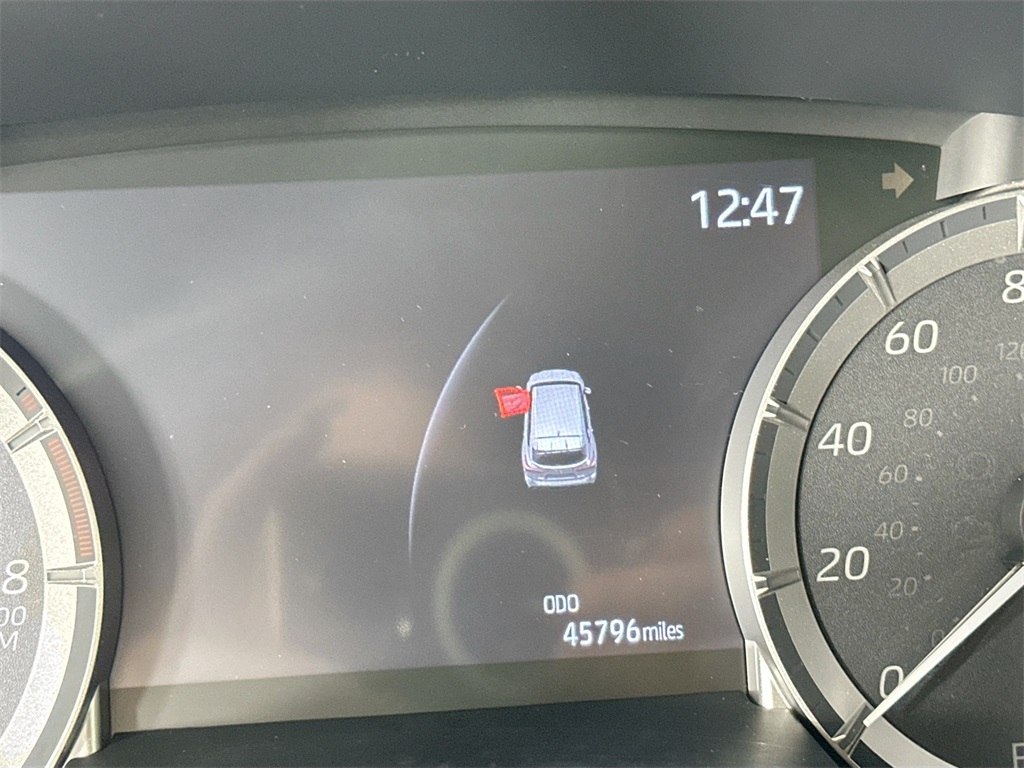 2022 Toyota Highlander XLE photo 19