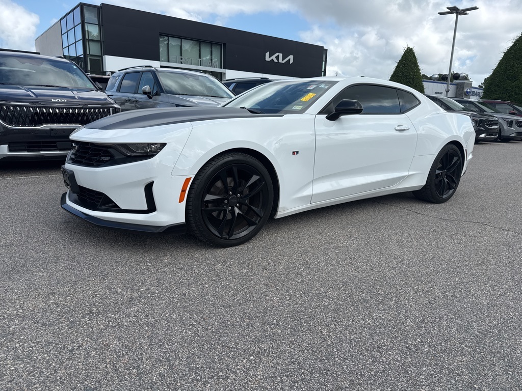 2019 Chevrolet Camaro 3LT photo 2