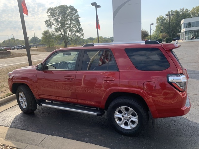 2021 Toyota 4Runner SR5 Premium photo 4