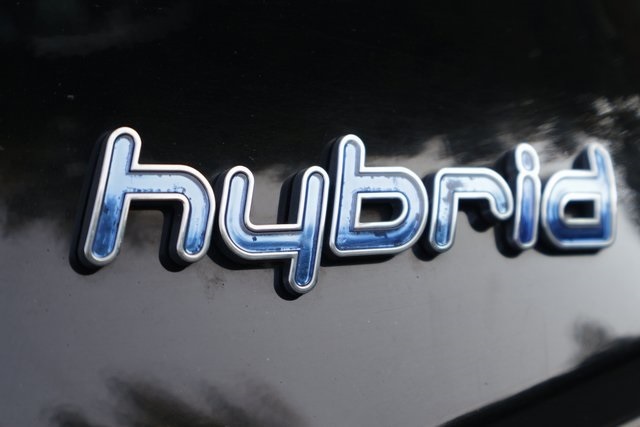 2015 Hyundai Sonata Hybrid Limited photo 2