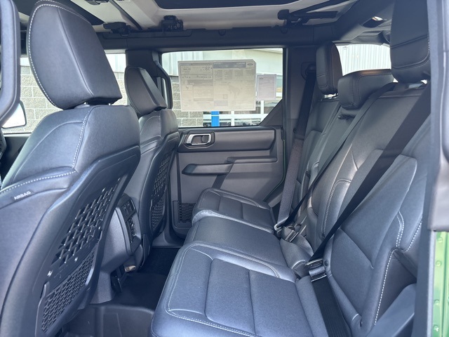 2025 Ford Bronco Badlands photo 29