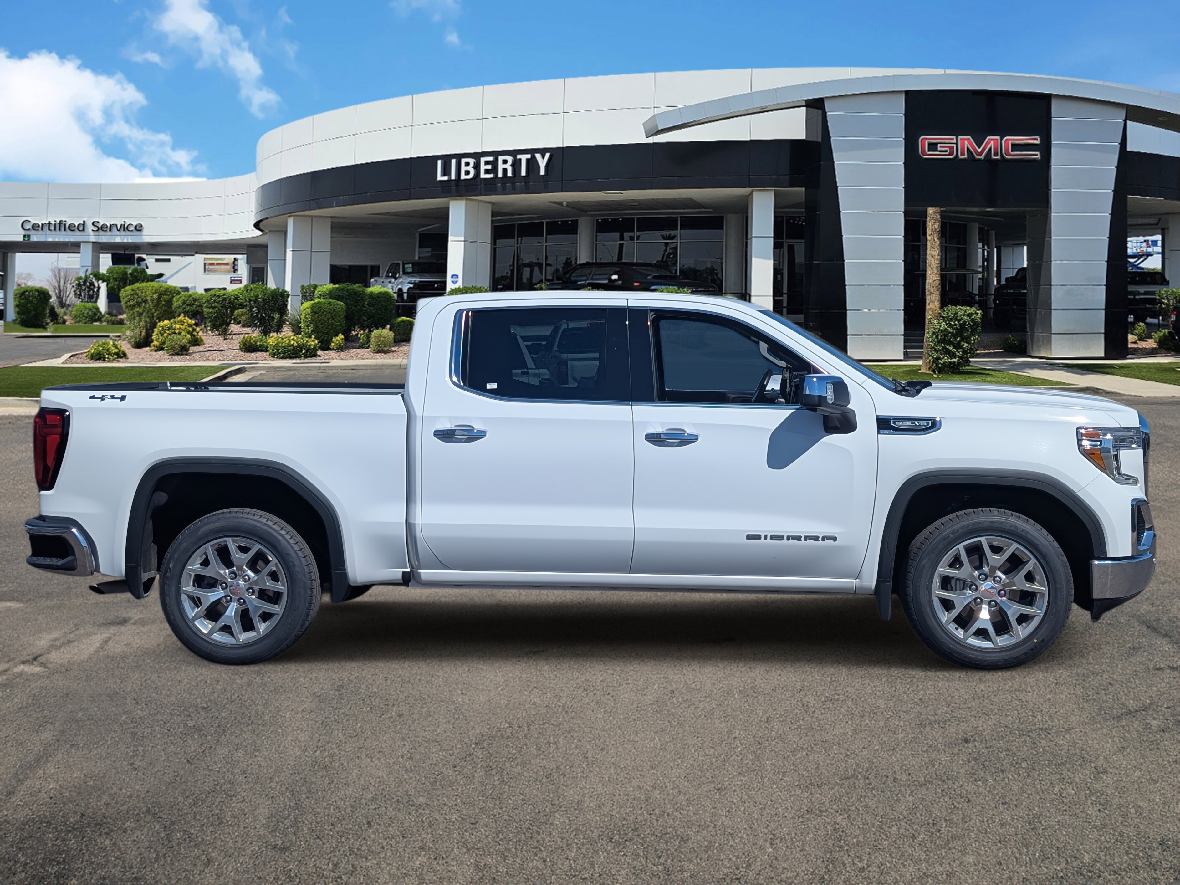 2021 Gmc Sierra 1500 SLT photo 2