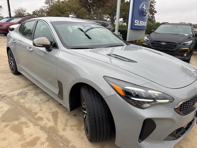 2022 Kia Stinger GT-Line's photo