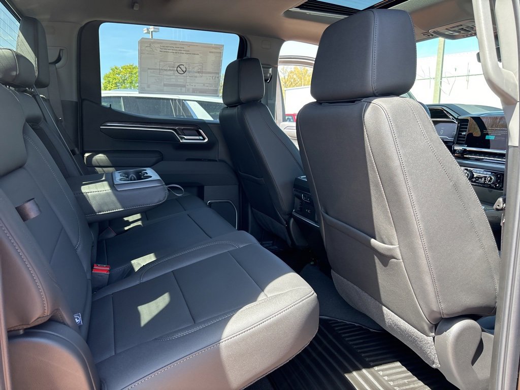 2025 Chevrolet Silverado 1500 LTZ photo 32