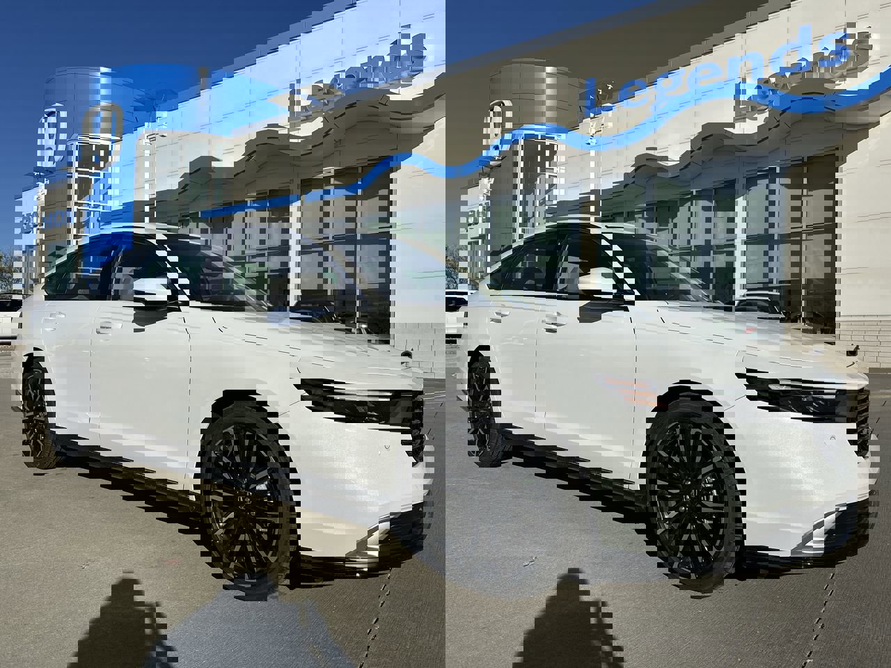 2025 Honda Accord Hybrid Touring's photo