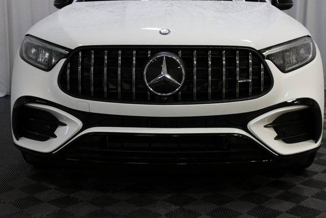 2025 Mercedes Benz GLC AMG 43 4MATIC photo 3