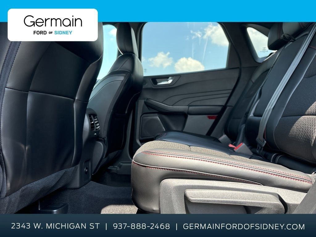 2024 Ford Escape ST-Line Select photo 18