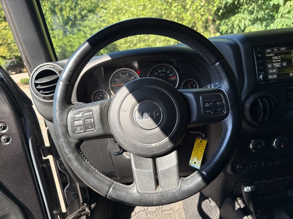 2017 Jeep Wrangler Unlimited Sahara photo 10