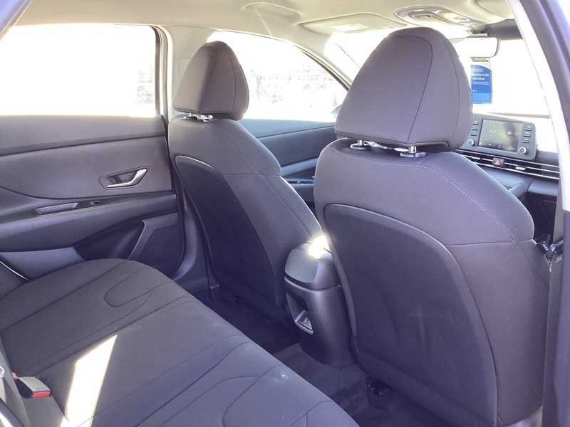 2025 Hyundai Elantra Hybrid Blue photo 13