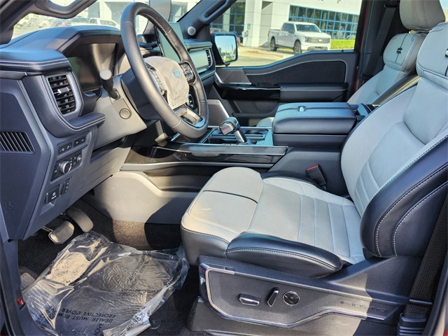 2022 Ford F-150 Lightning Platinum photo 3