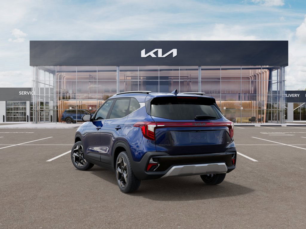 2025 Kia Seltos EX photo 3