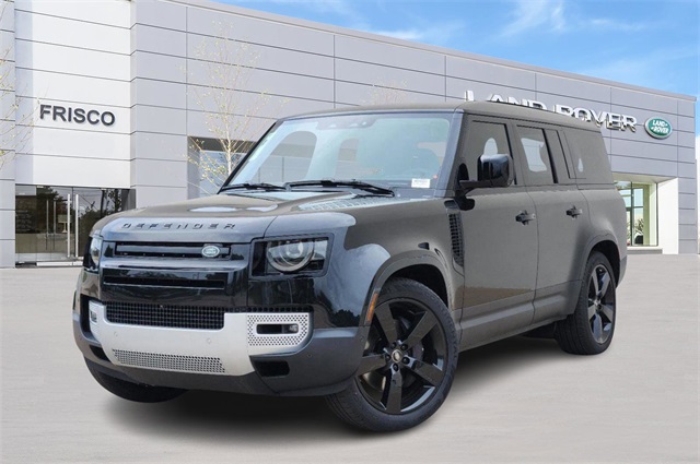 2024 Land Rover Defender S's photo