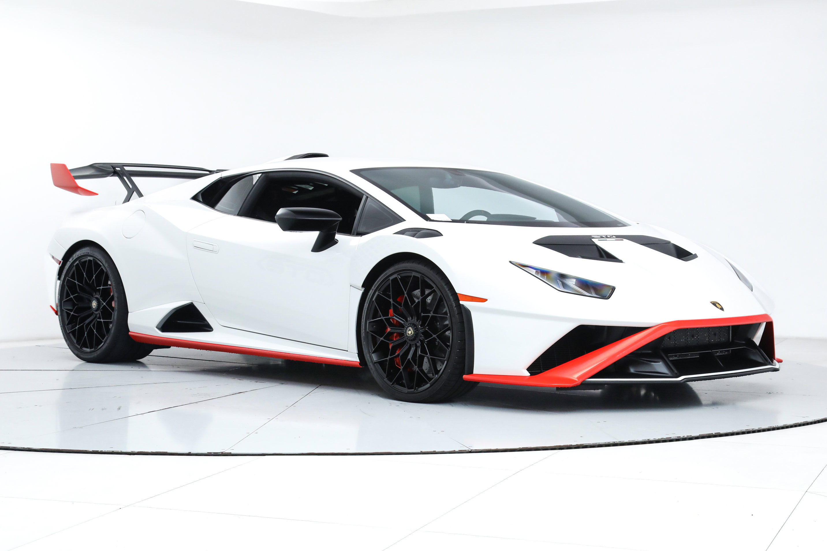 2022 Lamborghini Huracan STO photo 6