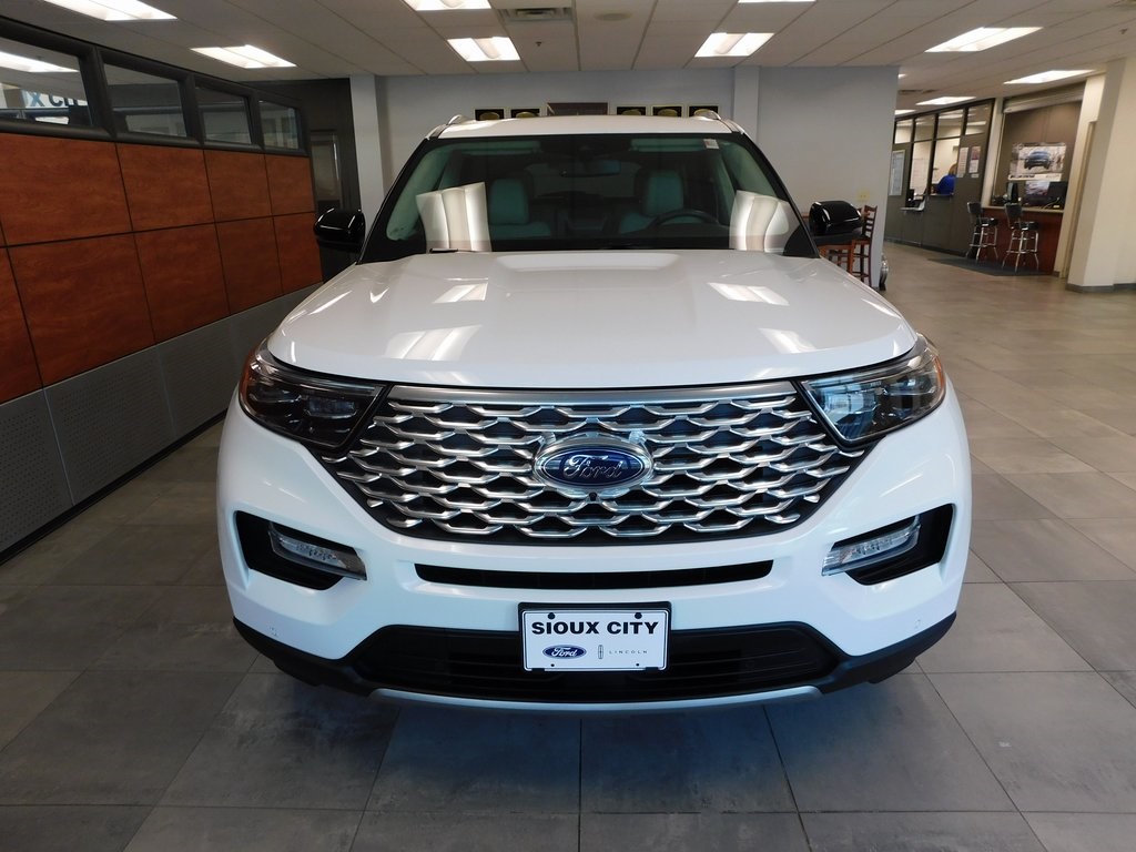 2023 Ford Explorer Platinum photo 3