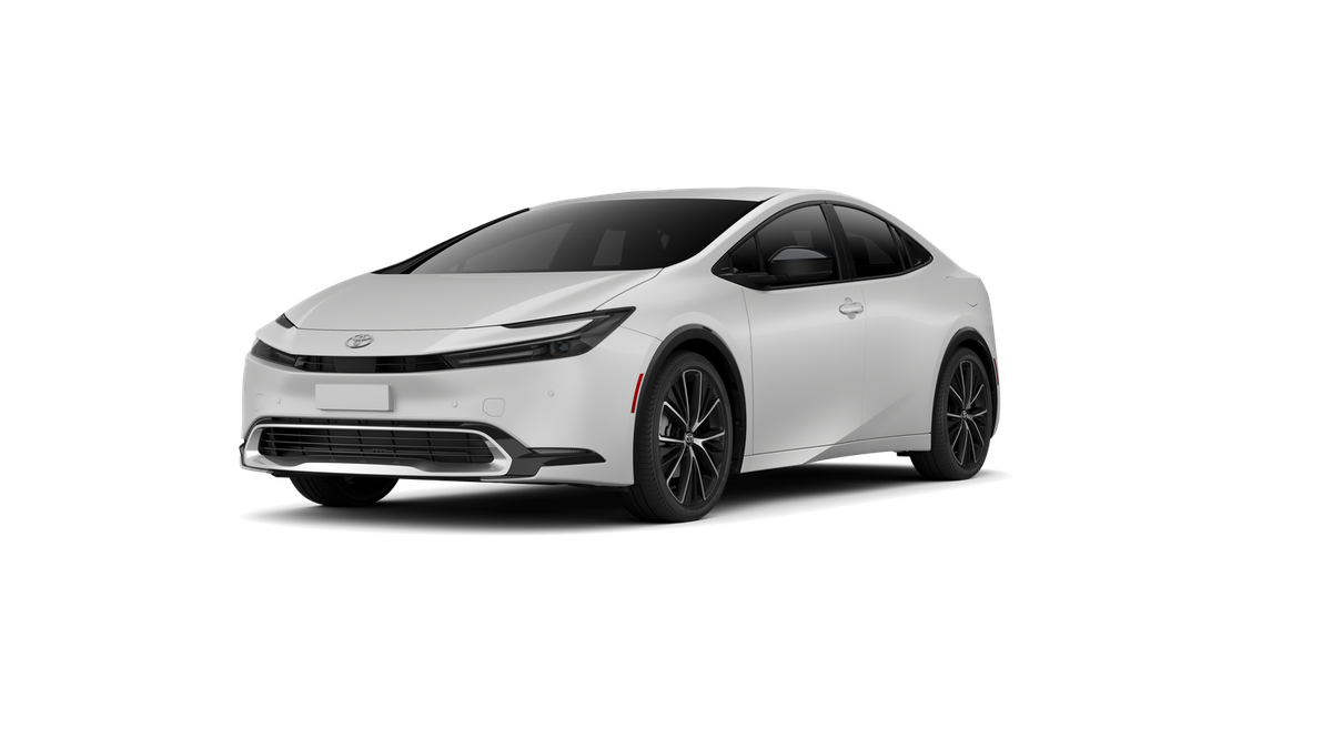 2026 Toyota Prius XLE's photo