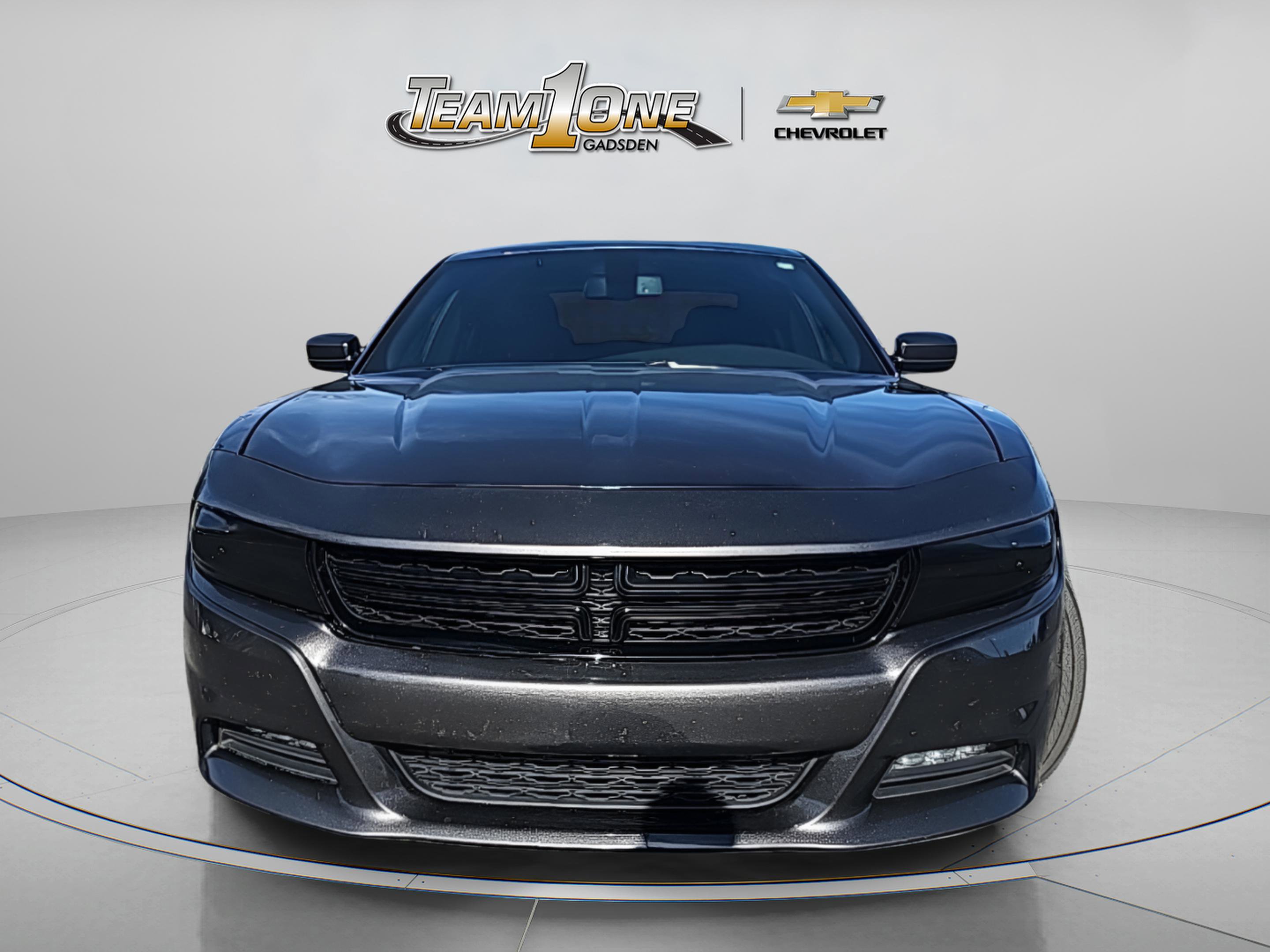 2018 Dodge Charger SXT Plus photo 2