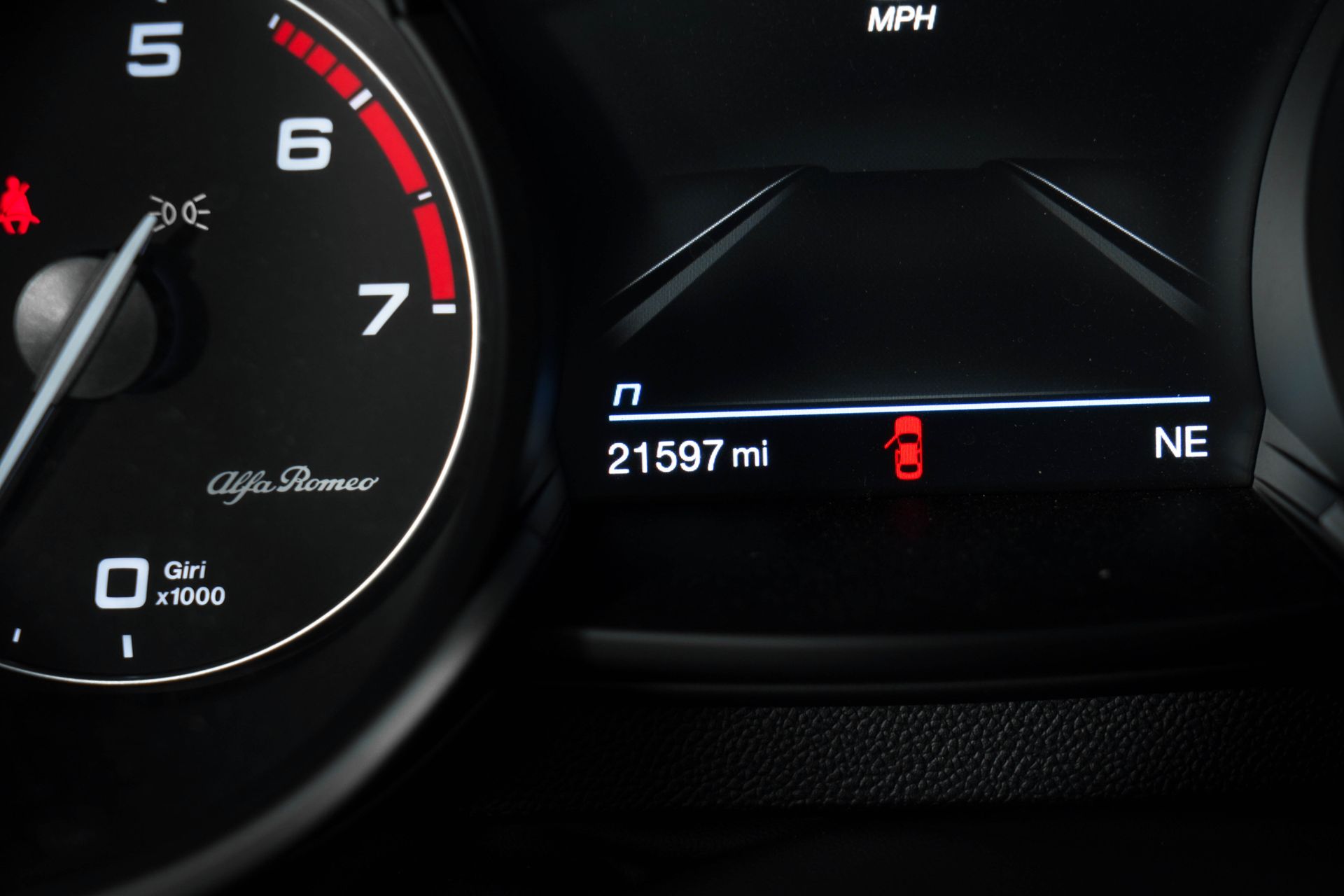2022 Alfa Romeo Stelvio Ti photo 20