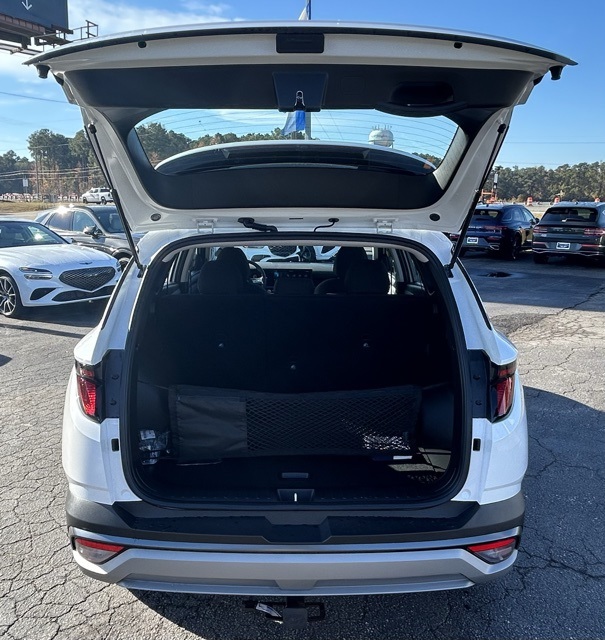 2026 Hyundai Tucson SE photo 4