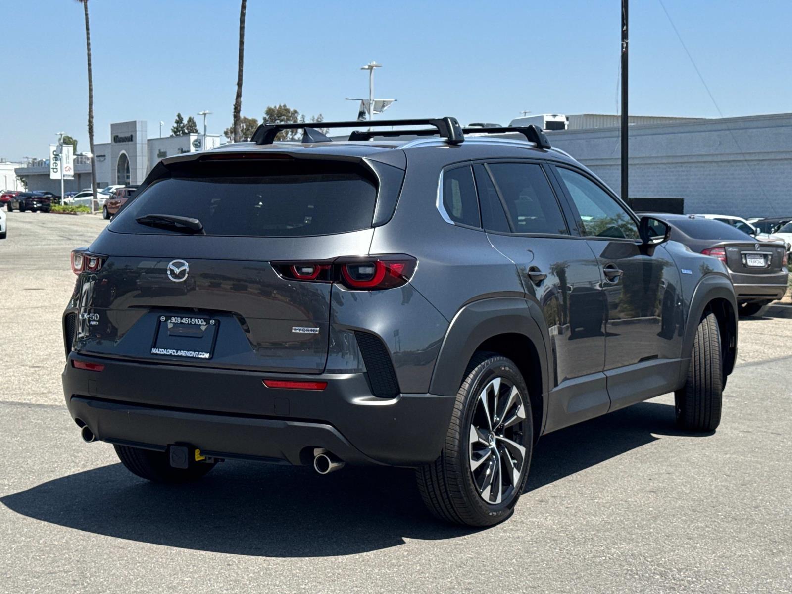 2025 Mazda CX-50 Premium Plus photo 3