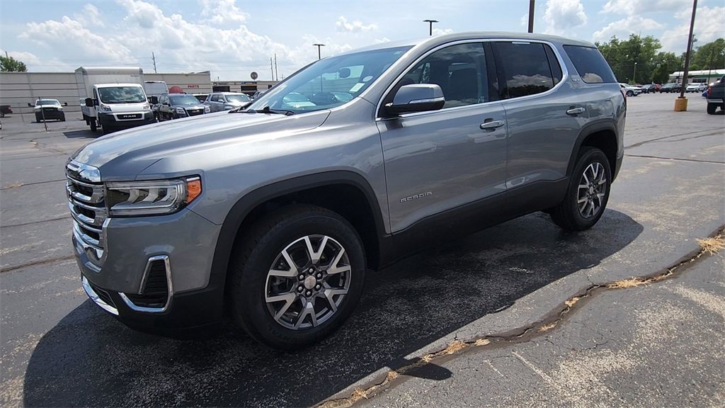 2023 Gmc Acadia SLE photo 4