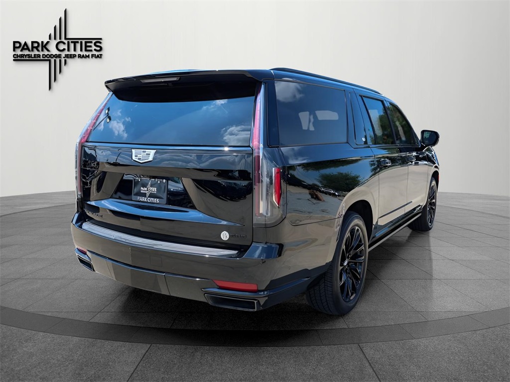 2023 Cadillac Escalade ESV Sport Platinum photo 3