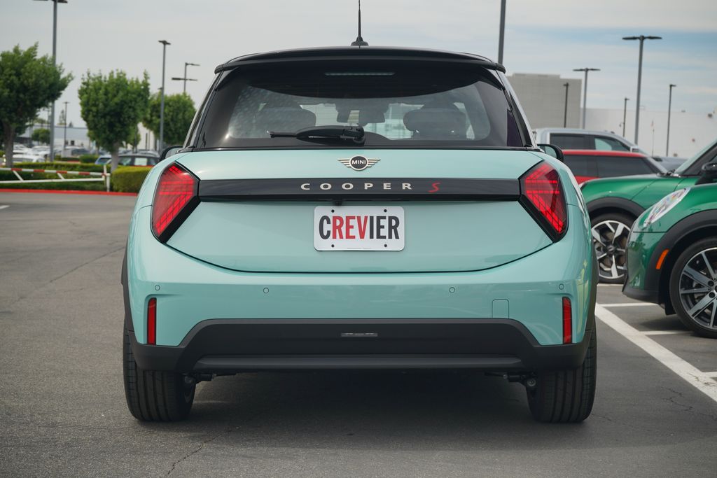 2026 Mini Cooper 2 Door Hardtop Signature photo 3